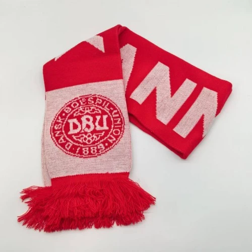 custom-knit-scarves-3